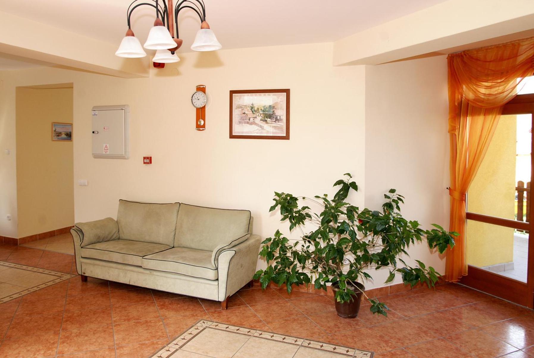 Pihenokereszt Panzio Bed & Breakfast Sopron Eksteriør bilde