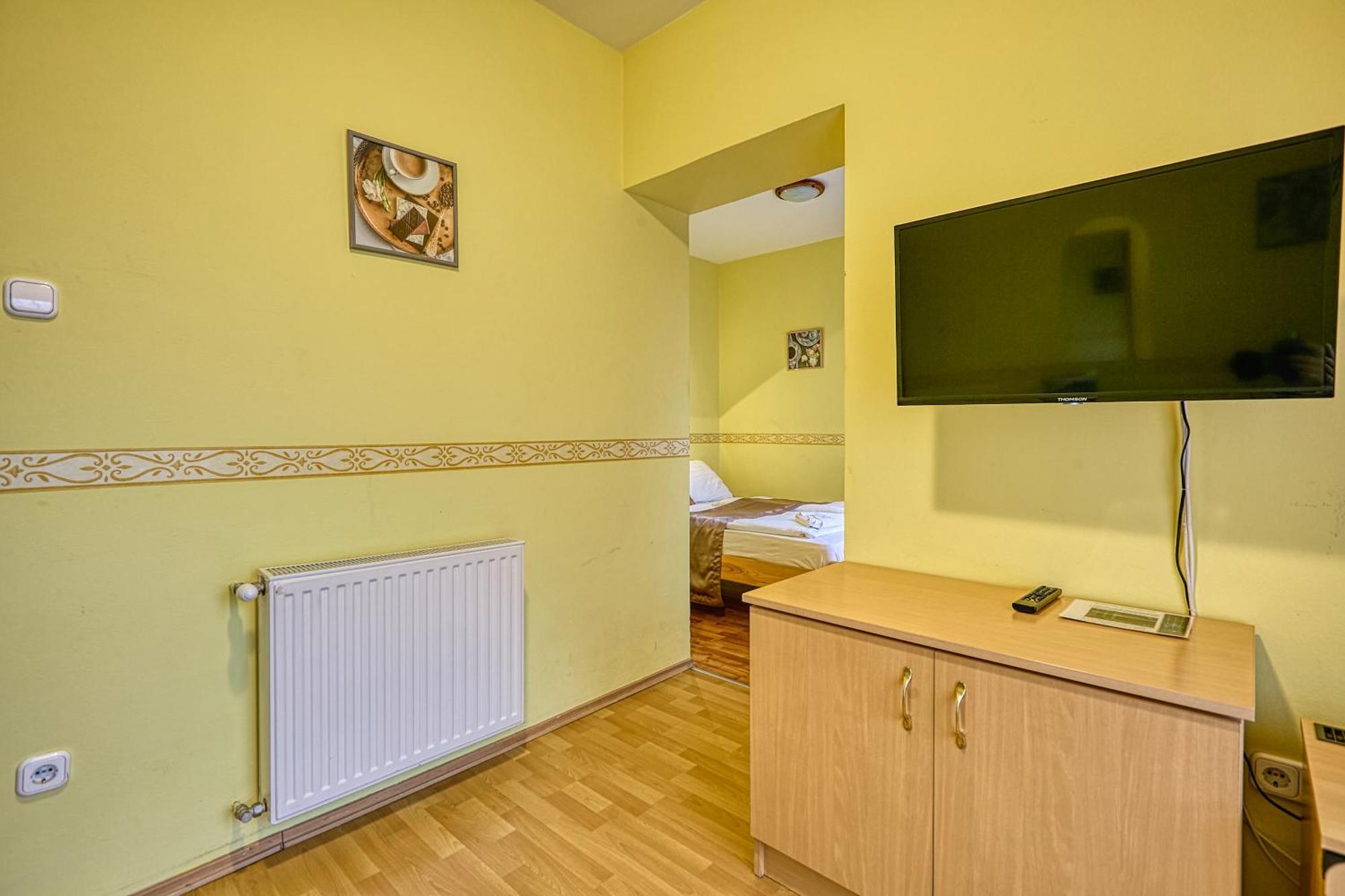 Pihenokereszt Panzio Bed & Breakfast Sopron Eksteriør bilde
